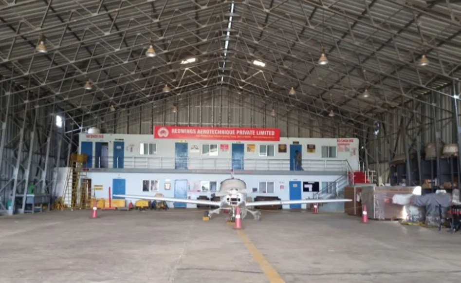 Engineers at work at the Redwings MRO